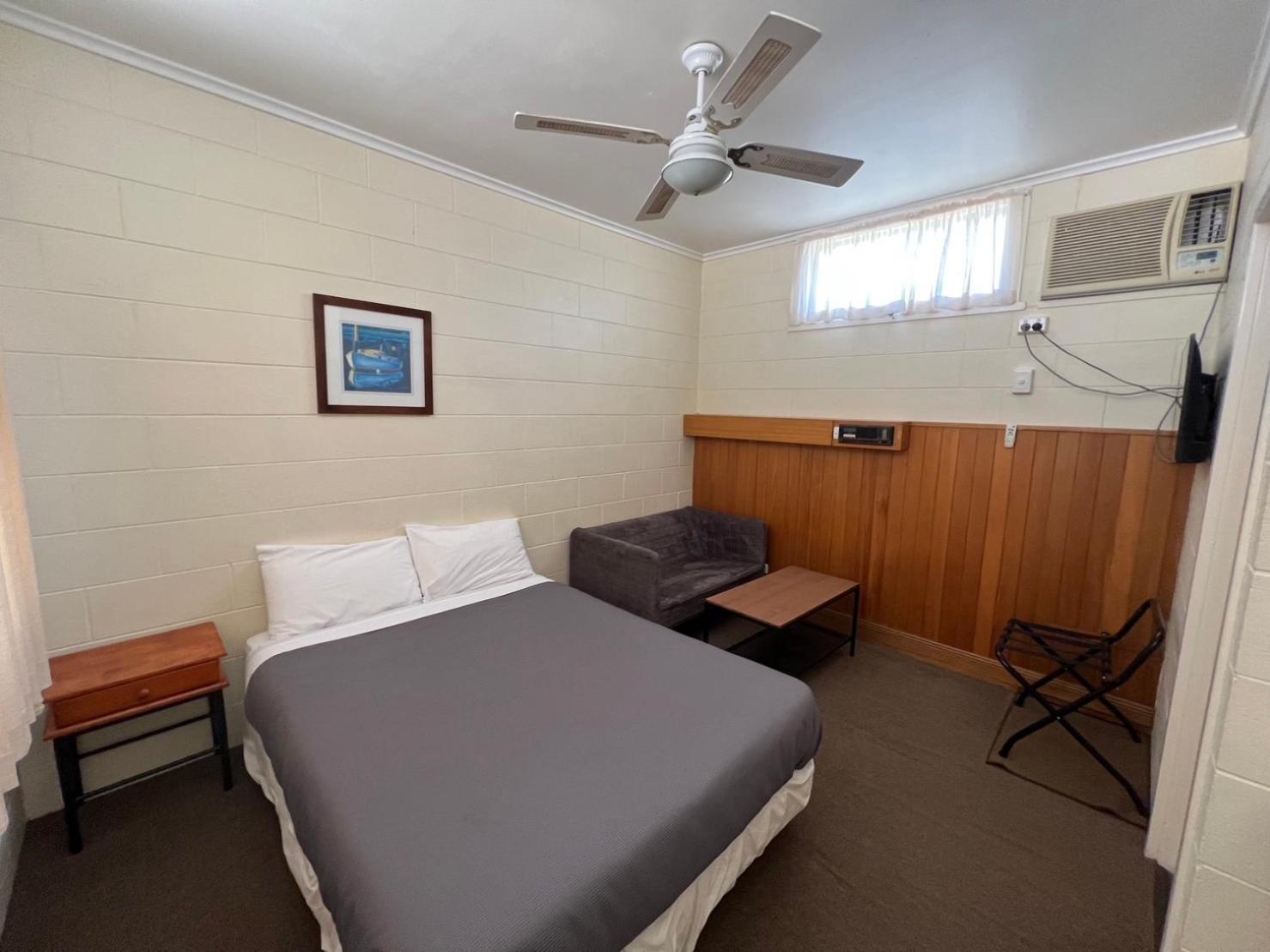 Glossop Motel Winkie Esterno foto